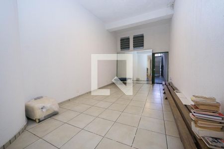 Sala de casa à venda com 1 quarto, 176m² em Bela Vista, São Paulo