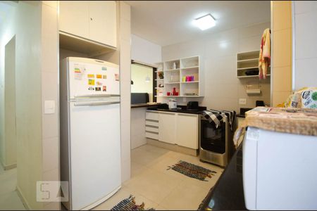 Cozinha americana de apartamento à venda com 2 quartos, 70m² em Lagoa, Rio de Janeiro