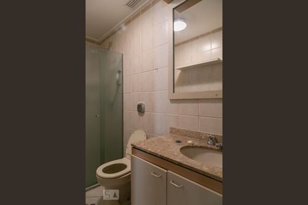Banheiro da suíte de apartamento para alugar com 3 quartos, 103m² em Vila Mariana, São Paulo