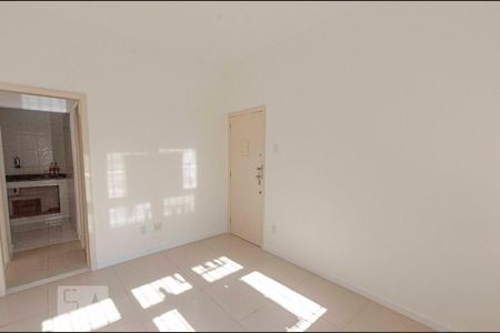 Sala de apartamento para alugar com 1 quarto, 40m² em Vila Isabel, Rio de Janeiro