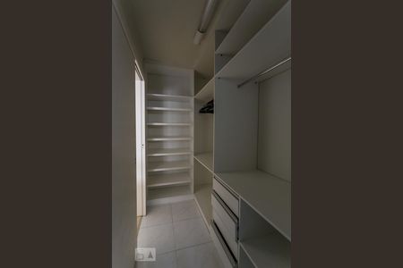 Closet de apartamento para alugar com 2 quartos, 110m² em Jardim Botânico, Porto Alegre
