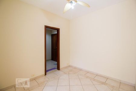 Sala de apartamento para alugar com 1 quarto, 80m² em Barra da Tijuca, Rio de Janeiro