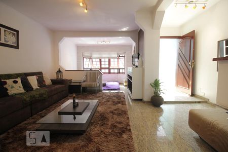 Sala de casa à venda com 3 quartos, 220m² em Vila Suzana, São Paulo