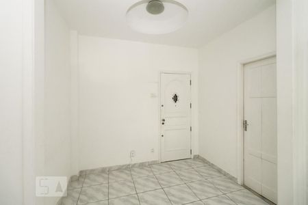 Sala. de apartamento para alugar com 1 quarto, 60m² em Copacabana, Rio de Janeiro