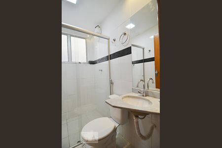 Banheiro social de apartamento para alugar com 3 quartos, 80m² em Nova Granada, Belo Horizonte