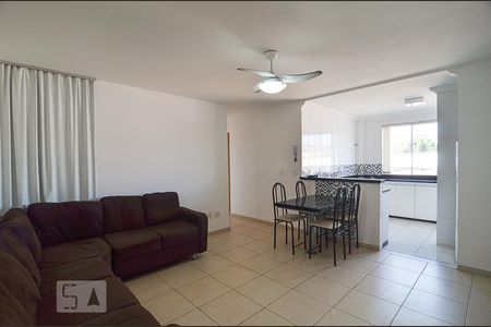 Sala de apartamento para alugar com 3 quartos, 80m² em Nova Granada, Belo Horizonte