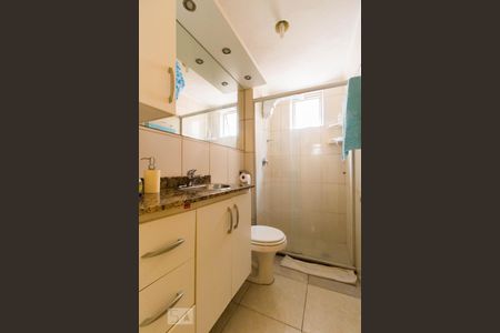 Banheiro de apartamento à venda com 1 quarto, 64m² em Cascata, Porto Alegre