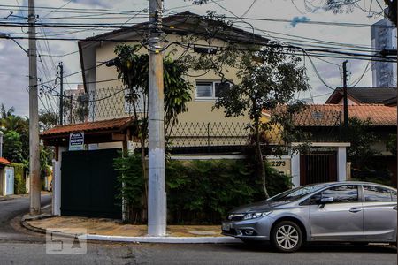 Casa de casa à venda com 3 quartos, 140m² em Santo Amaro, São Paulo