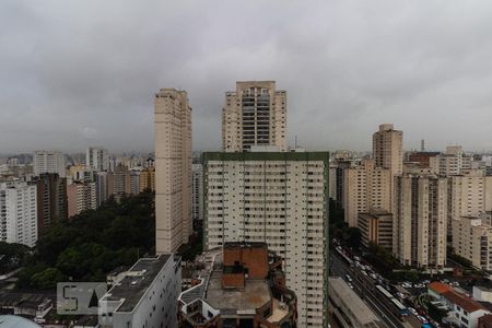 Vista de kitnet/studio para alugar com 1 quarto, 37m² em Brooklin Paulista, São Paulo