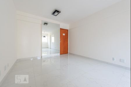 Sala de apartamento para alugar com 2 quartos, 70m² em Jardim Goiás, Goiânia