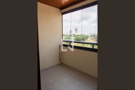 SACADA de apartamento para alugar com 3 quartos, 105m² em Vila Brandina, Campinas