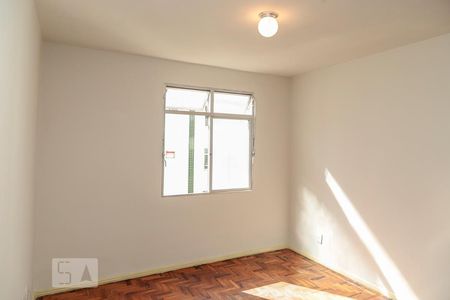 Sala de apartamento à venda com 2 quartos, 50m² em Inhaúma, Rio de Janeiro