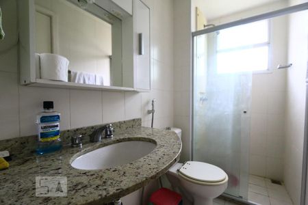Banheiro Social de apartamento à venda com 2 quartos, 77m² em Barra da Tijuca, Rio de Janeiro