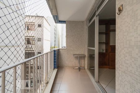 Varanda de apartamento à venda com 3 quartos, 130m² em Laranjeiras, Rio de Janeiro