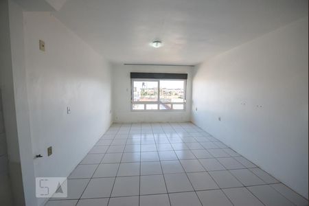 Sala de estar de kitnet/studio à venda com 1 quarto, 34m² em Centro, São Leopoldo