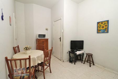 Sala. de apartamento à venda com 1 quarto, 45m² em Copacabana, Rio de Janeiro