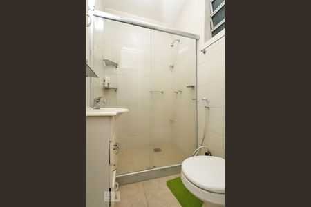 Banheiro. de apartamento à venda com 1 quarto, 45m² em Copacabana, Rio de Janeiro
