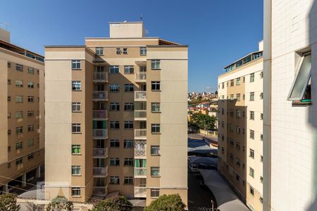 Vista da Sala de apartamento à venda com 4 quartos, 129m² em Fernão Dias, Belo Horizonte