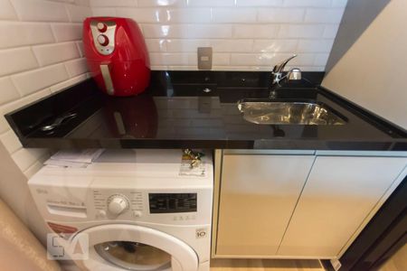 Cozinha de apartamento para alugar com 1 quarto, 50m² em Vila Olímpia, São Paulo