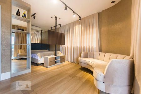 Detalhe Sala de apartamento para alugar com 1 quarto, 50m² em Vila Olímpia, São Paulo