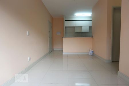 Sala de apartamento à venda com 2 quartos, 52m² em Umuarama, Osasco