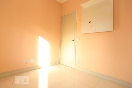 Quarto 01 de apartamento à venda com 2 quartos, 52m² em Umuarama, Osasco