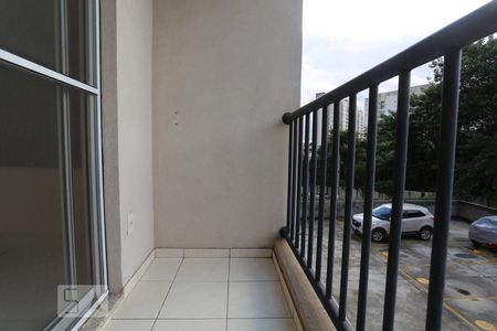 Sacada de apartamento à venda com 2 quartos, 52m² em Umuarama, Osasco