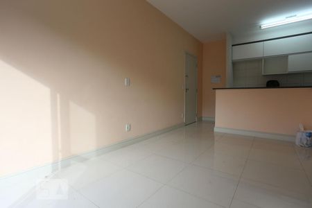 Sala de apartamento à venda com 2 quartos, 52m² em Umuarama, Osasco