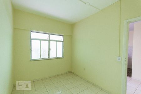 Quarto de kitnet/studio para alugar com 1 quarto, 35m² em Curicica, Rio de Janeiro