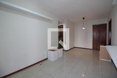 Sala de apartamento para alugar com 2 quartos, 80m² em Jacarepaguá, Rio de Janeiro