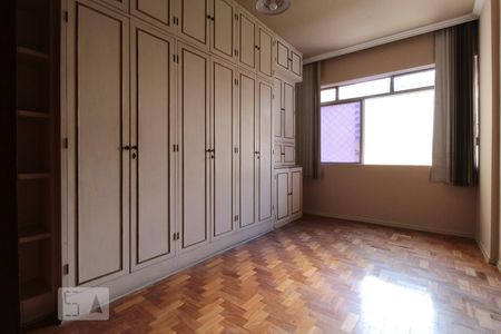 Quarto  de apartamento à venda com 3 quartos, 145m² em Centro, Belo Horizonte
