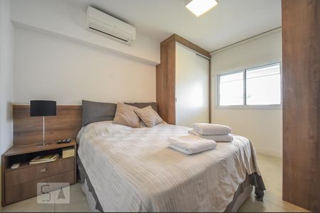 Suíte de apartamento à venda com 1 quarto, 125m² em Vila Morumbi, São Paulo