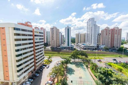 Vista da Varanda na Sala de apartamento para alugar com 3 quartos, 100m² em Sul , Brasília