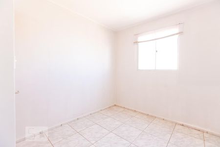 QUARTO 1 de apartamento para alugar com 2 quartos, 43m² em Samambaia Sul (samambaia), Brasília