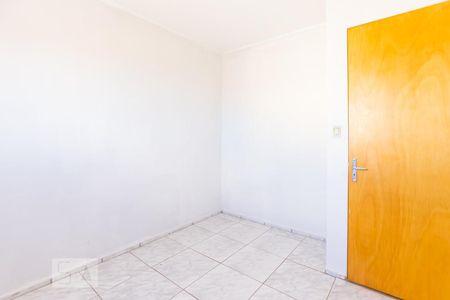 QUARTO 1 de apartamento para alugar com 2 quartos, 43m² em Samambaia Sul (samambaia), Brasília