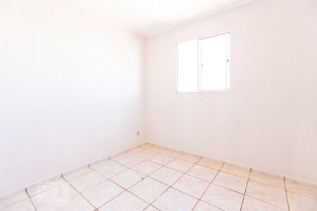 QUARTO 2 de apartamento para alugar com 2 quartos, 43m² em Samambaia Sul (samambaia), Brasília