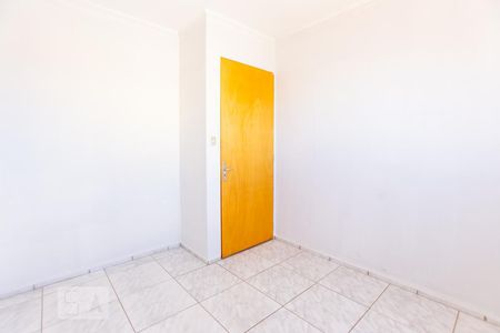 QUARTO 1 de apartamento para alugar com 2 quartos, 43m² em Samambaia Sul (samambaia), Brasília