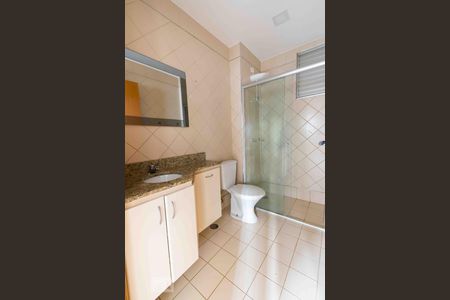 Banheiro 01 de apartamento para alugar com 3 quartos, 89m² em Sul (águas Claras), Brasília