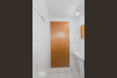 Banheiro - 4 de apartamento para alugar com 2 quartos, 50m² em Areal (águas Claras), Brasília