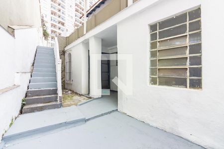 Casa para alugar com 150m², 2 quartos e 1 vaga Casa para alugar com 150m², 2 quartos e 1 vagaQuintal
