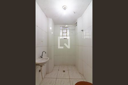 Casa para alugar com 150m², 2 quartos e 1 vaga Casa para alugar com 150m², 2 quartos e 1 vagaBanheiro