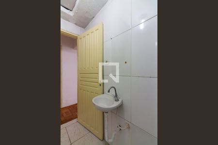 Casa para alugar com 150m², 2 quartos e 1 vaga Casa para alugar com 150m², 2 quartos e 1 vagaBanheiro