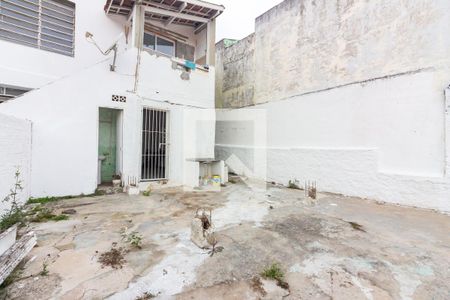 Casa para alugar com 150m², 2 quartos e 1 vaga Casa para alugar com 150m², 2 quartos e 1 vagaQuintal
