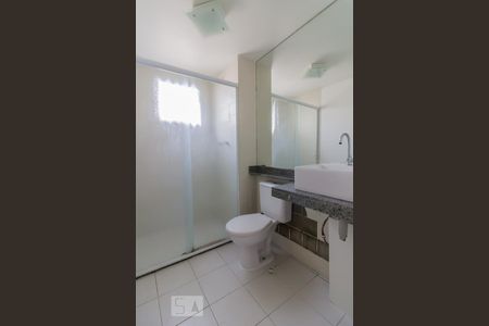 Banheiro de apartamento à venda com 2 quartos, 55m² em Vila Endres, Guarulhos