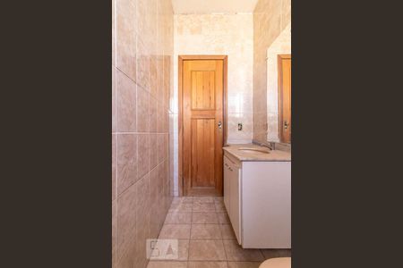 Banheiro  de apartamento à venda com 2 quartos, 50m² em Ipiranga, Belo Horizonte