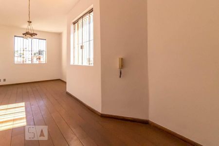 Sala de apartamento à venda com 2 quartos, 50m² em Ipiranga, Belo Horizonte