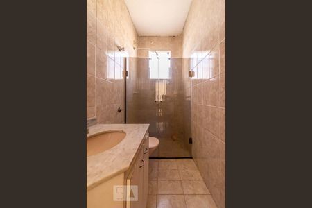 Banheiro  de apartamento à venda com 2 quartos, 50m² em Ipiranga, Belo Horizonte