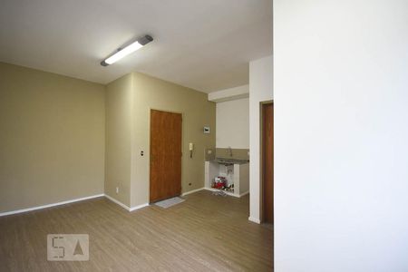 Sala de apartamento para alugar com 2 quartos, 50m² em Vila Butantã, São Paulo