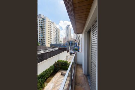 Sacada Suite de apartamento para alugar com 3 quartos, 136m² em Vila Olímpia, São Paulo
