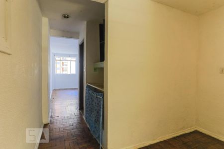 Cozinha de apartamento para alugar com 1 quarto, 35m² em Aclimação, São Paulo